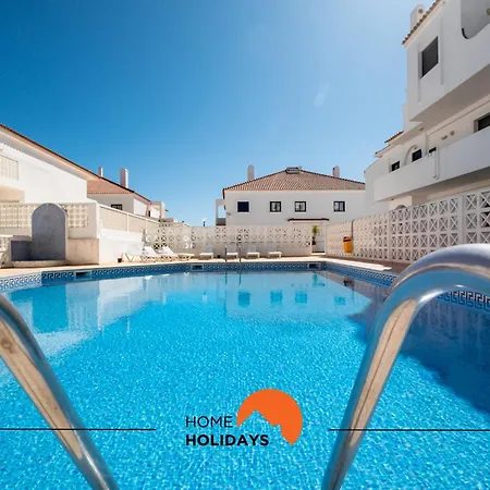 #035 2br Oura Village Pool & Prime Location Appartement *