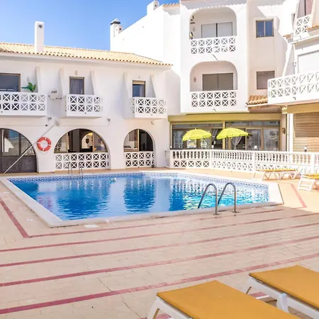 #035 2br Oura Village Pool & Prime Location Albufeira