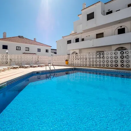 #035 2br Oura Village Pool & Prime Location * Albufeira