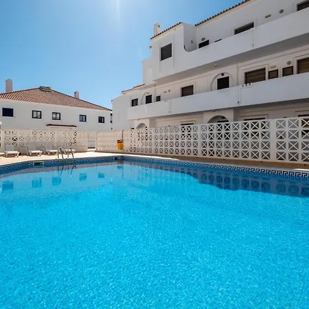 #035 2br Oura Village Pool & Prime Location