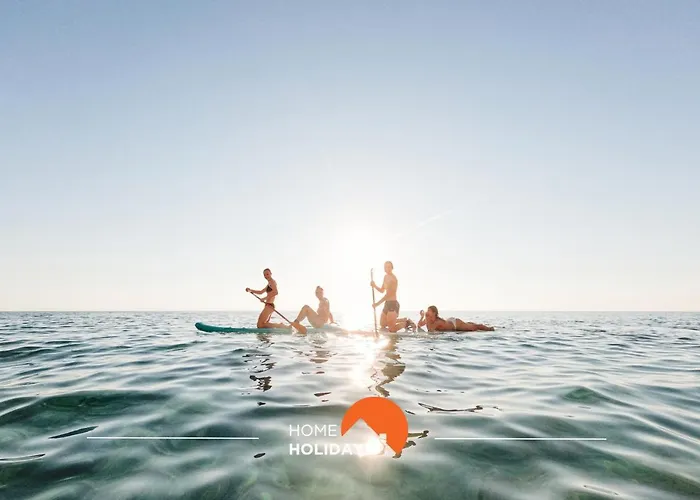 #035 T2 Oura Village By Holidays *