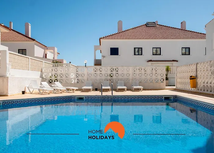 #035 T2 Oura Village By Holidays 아파트 *